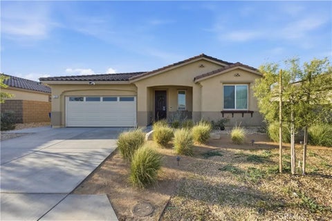 Photo of 11852 Bobcat Hills Lane, Victorville, CA 92392 (MLS # CV26129191)