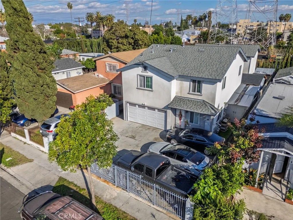 Photo of 9310 Parmelee Ave, Los Angeles, CA 90002 (MLS # DW25282433)