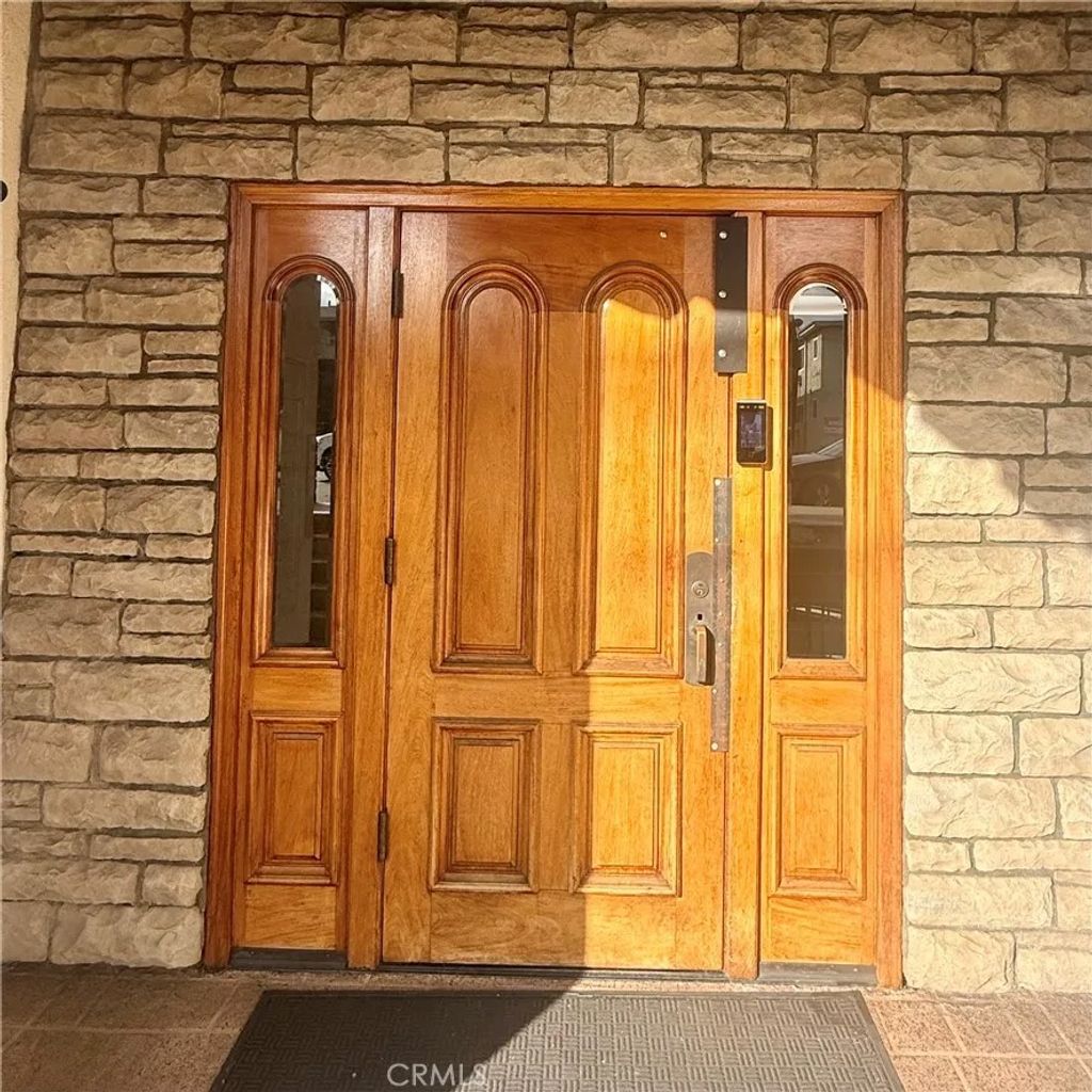 Photo of 12801 Moorpark #106, Studio City, CA 91604 (MLS # DW26015424)