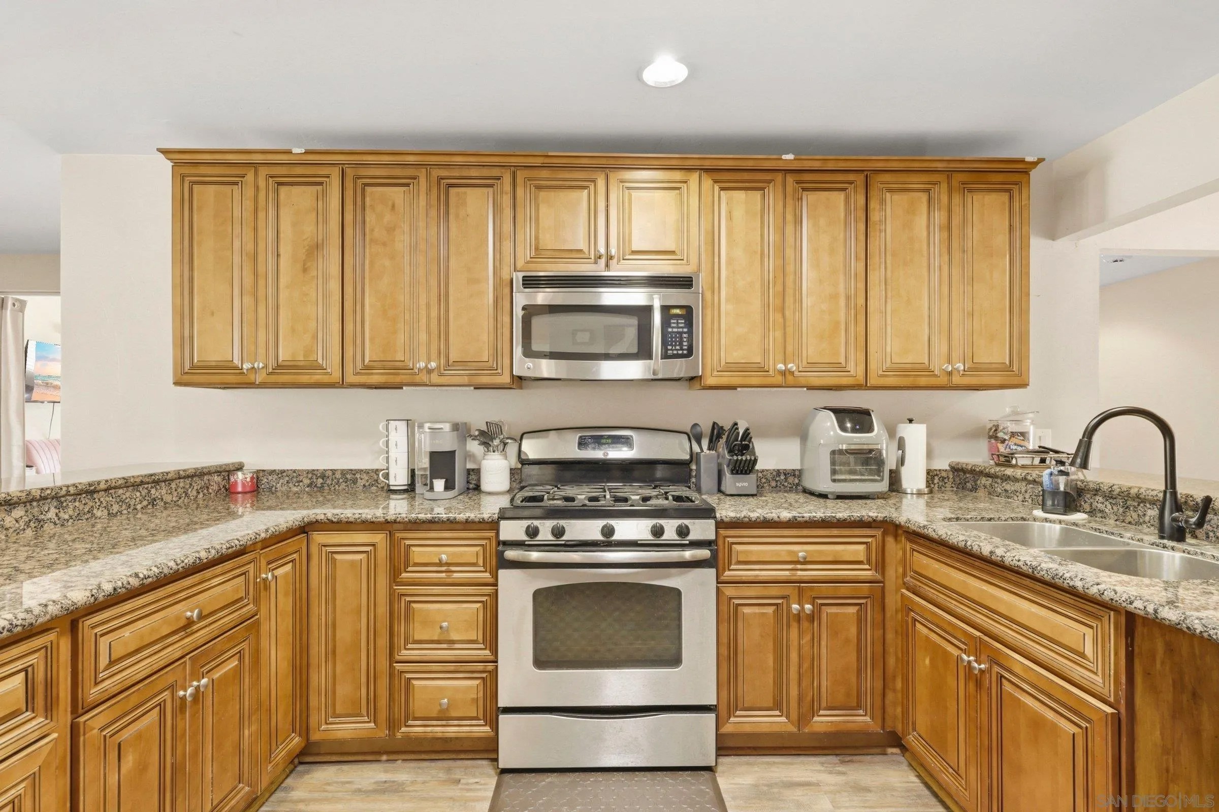 3341 Conduit Rd