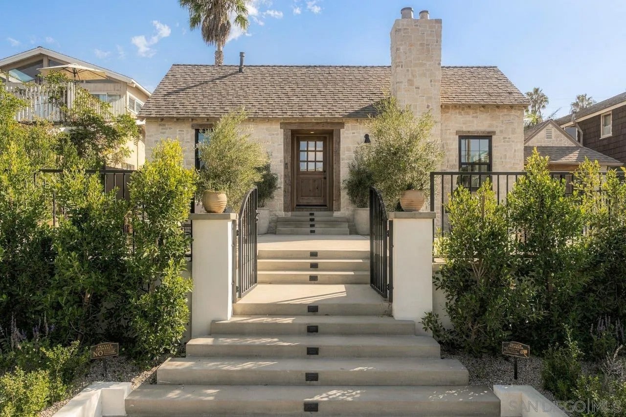 351 Fern Glen