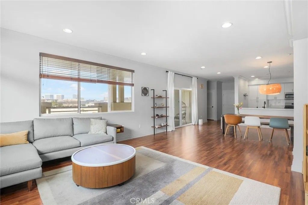 Photo of 13024 Union Avenue #401, Hawthorne, CA 90250 (MLS # SB26068204)