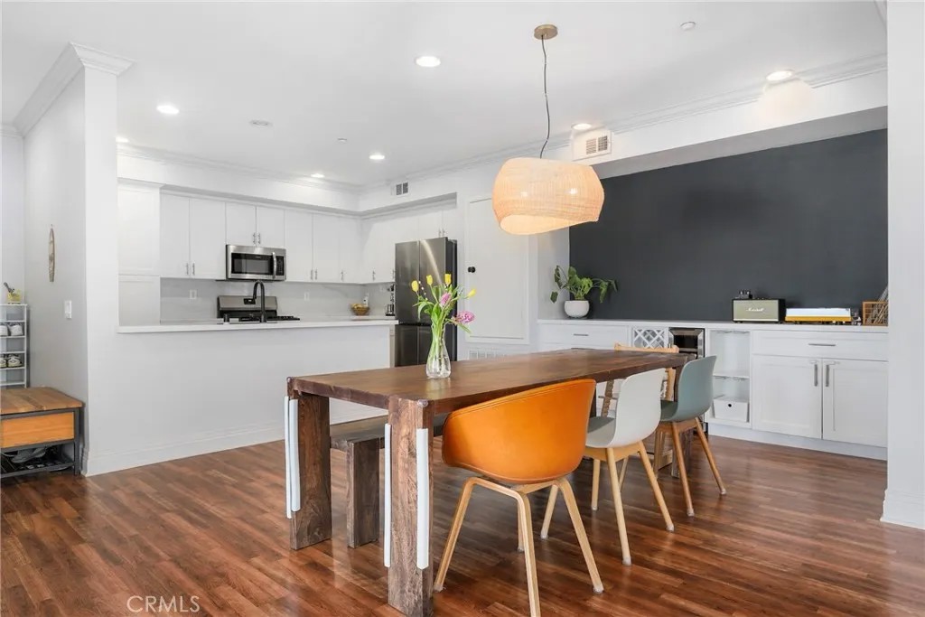 13024 Union Avenue 401