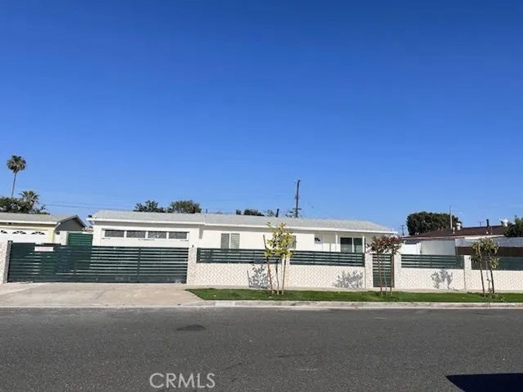 Photo of 14572 Purdy Street, Midway City, CA 92655 (MLS # PW25264728)