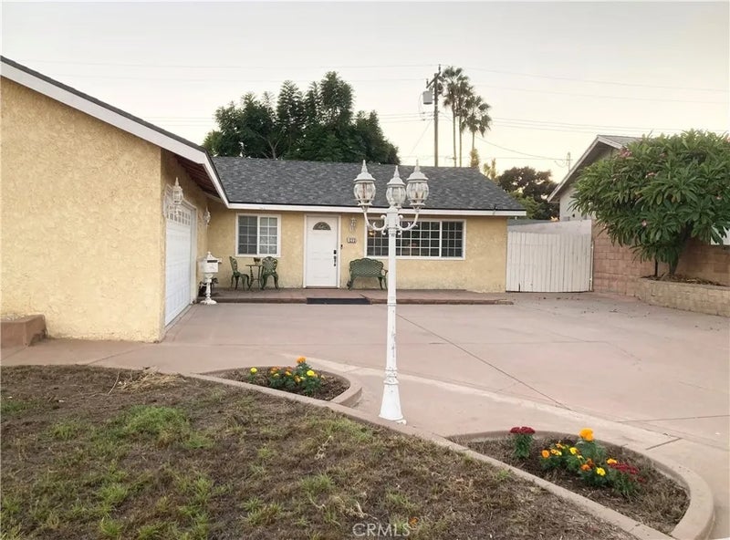 1273 Elsinor Avenue