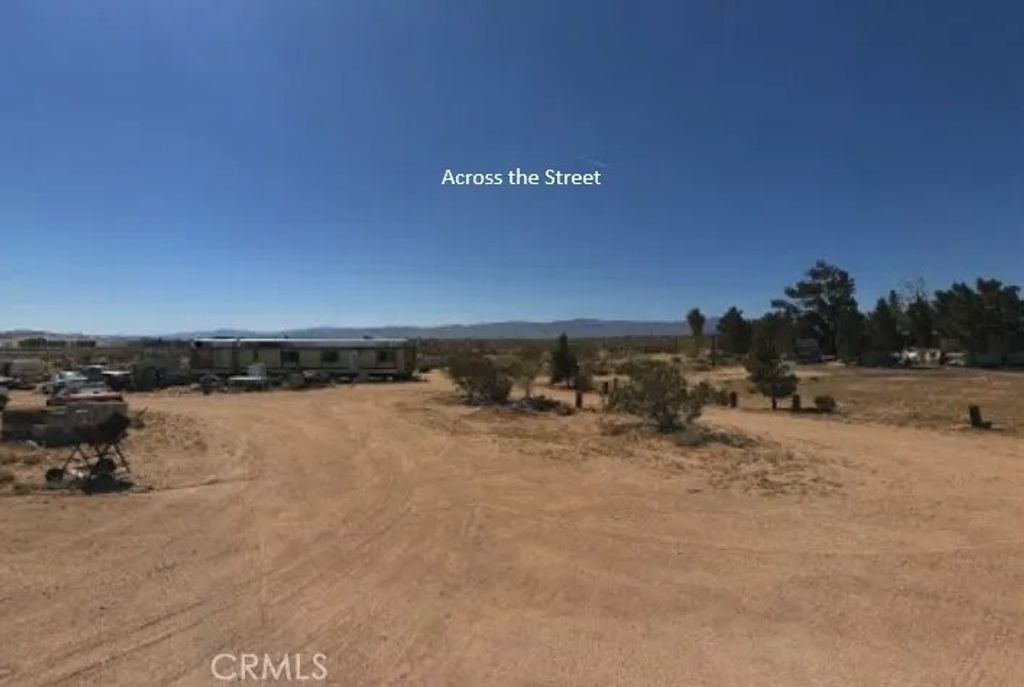 Photo of 35337 Raigosa, Newberry Springs, CA 92365 (MLS # HD26064162)