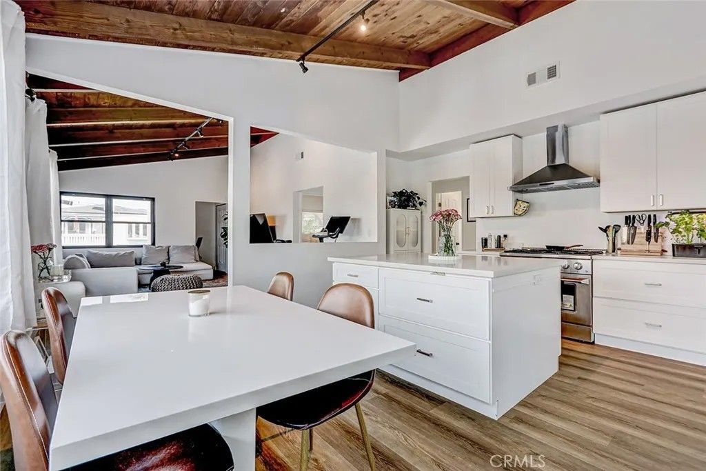 Photo of 944 15th Place, Hermosa Beach, CA 90254 (MLS # SB26070744)