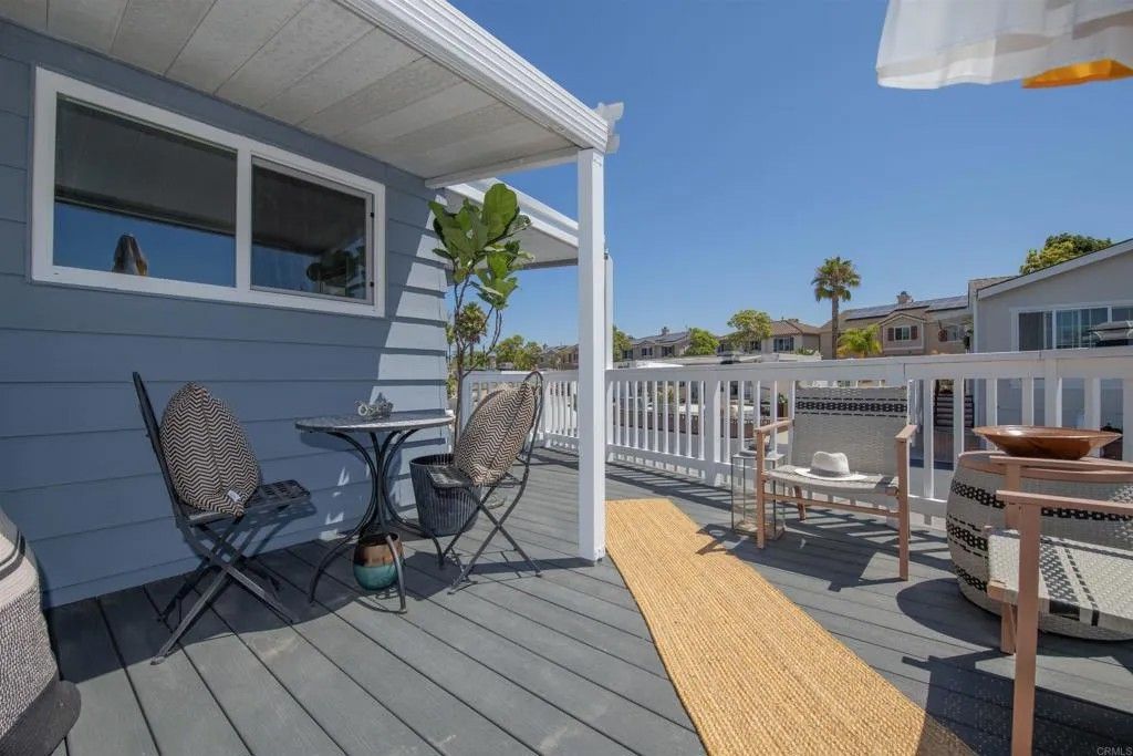 Photo of 143 Swallow Lane, Oceanside, CA 92057 (MLS # NDP2507529)