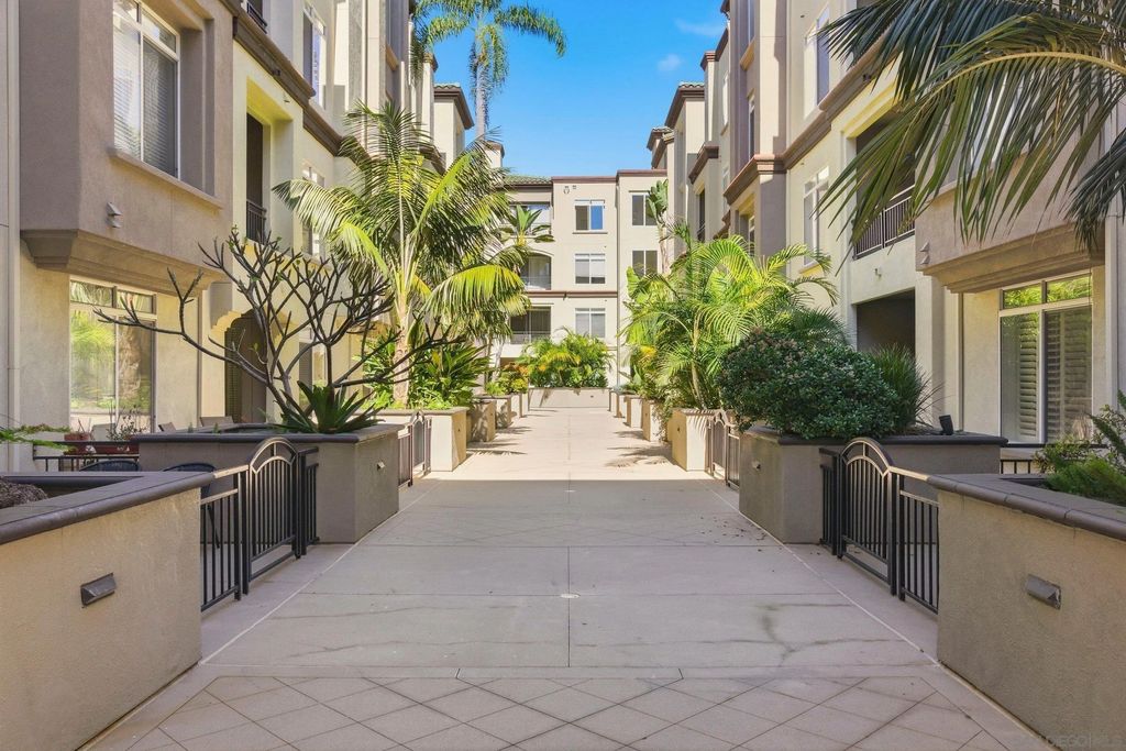 Photo of 9253 Regents Rd #A206, La Jolla, CA 92037 (MLS # 260003030)