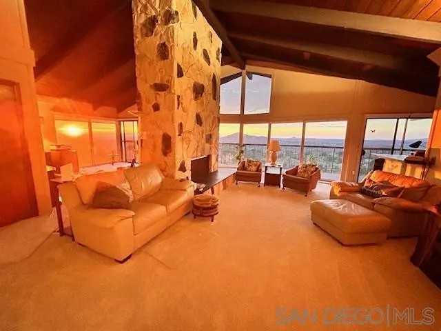 4742 Mount Helix Drive