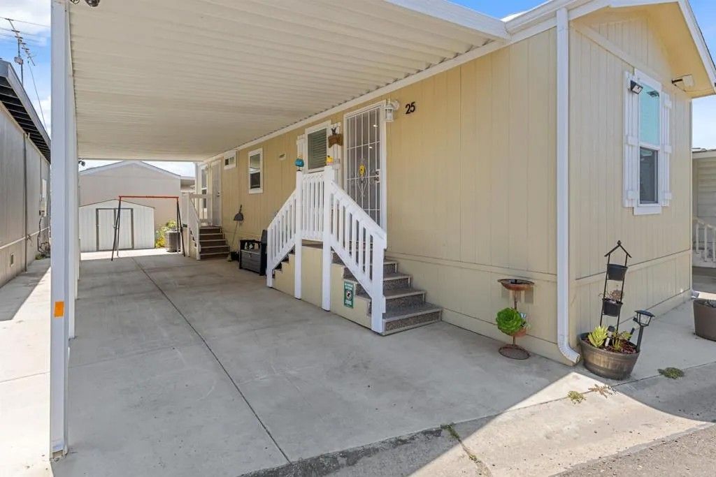 Photo of 3221 Bancroft Dr #25, Spring Valley, CA 91977 (MLS # PTP2602951)