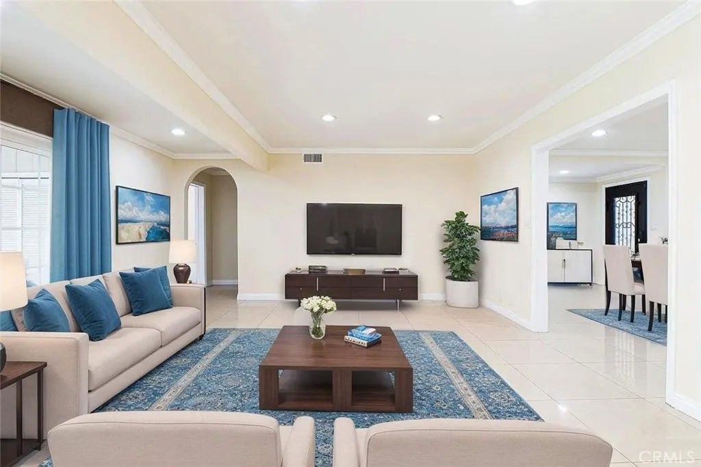 Photo of 13824 Valerio, Van Nuys, CA 91405 (MLS # SR25269612)