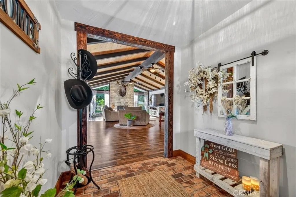 Photo of 5325 N Greenwood Drive, Clovis, CA 93619 (MLS # ND26090209)