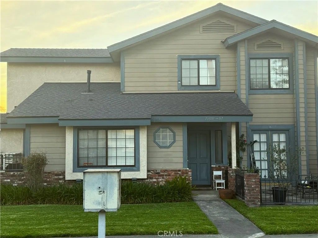 Photo of 10885 Walnut Street, Los Alamitos, CA 90720 (MLS # PW26070426)