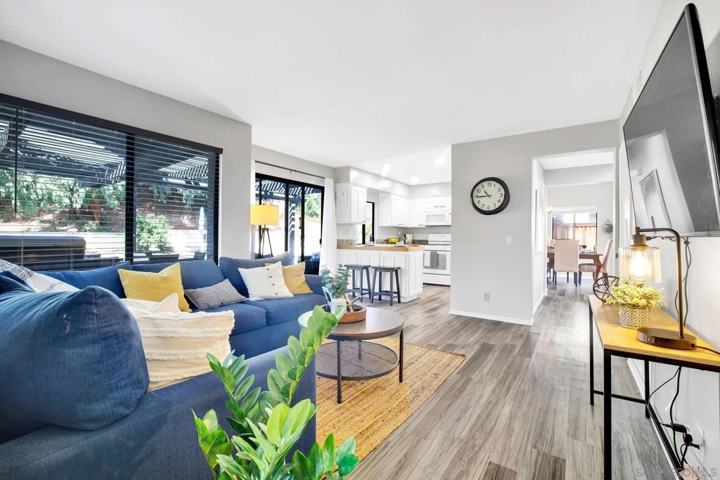 Photo of 39821 Wild fFlower Dr, Murrieta, CA 92563 (MLS # 260007227)