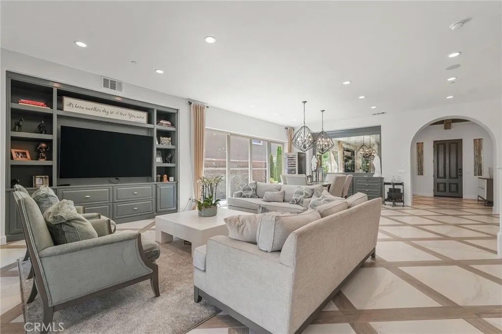 1552 Sunset View Dr