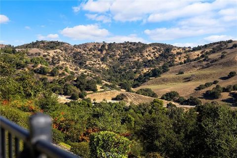 Tiny photo for 1079 Spring Oak Way, Chino Hills, CA 91709 (MLS # TR25245562)