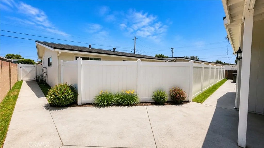 14181 Roxanne Drive