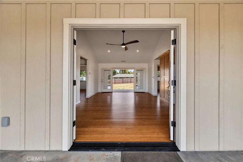 527 Crestwood