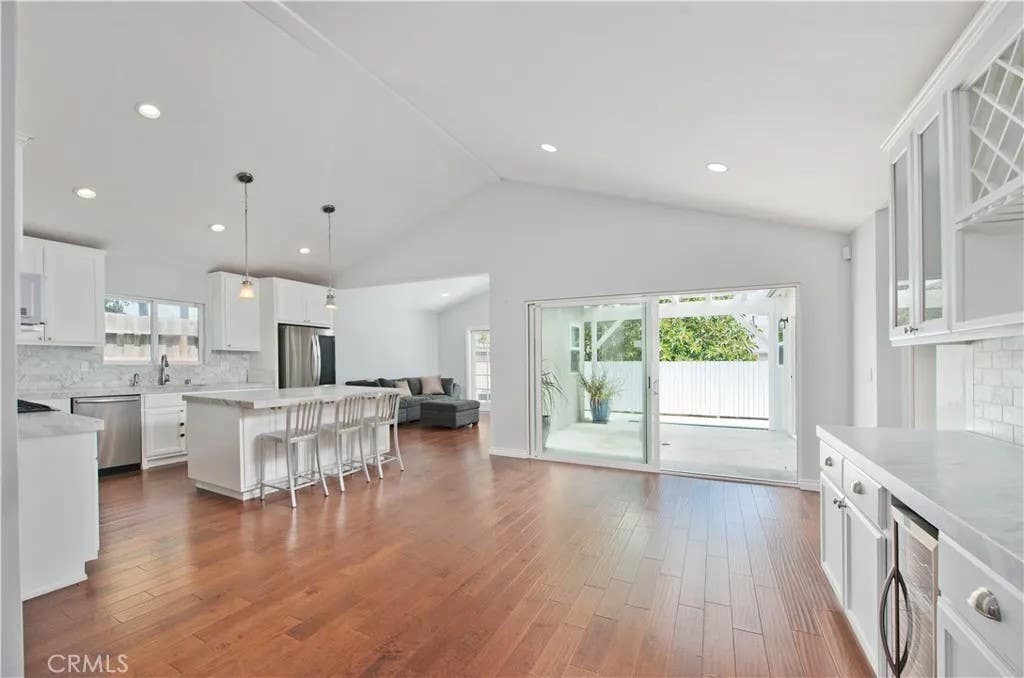 Photo of 17343 Martha Street, Encino, CA 91316 (MLS # SR26177214)