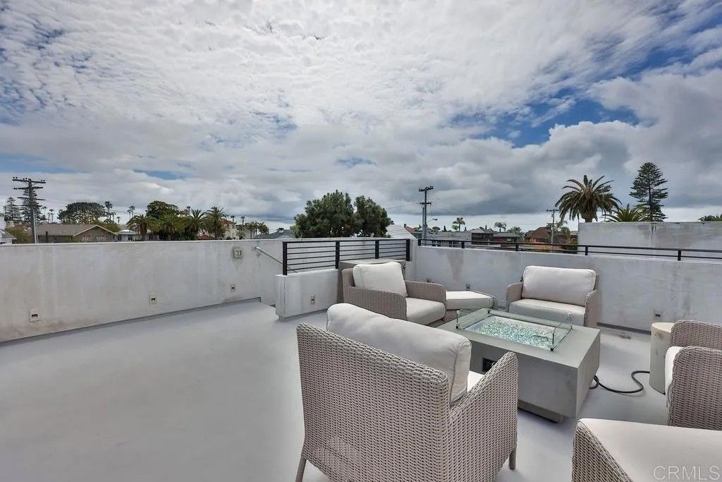 Photo of 733 Tolita Ave, Coronado, CA 92118 (MLS # PTP2601074)