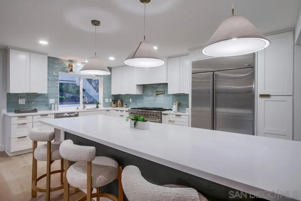 10415 Mesa Madera Dr