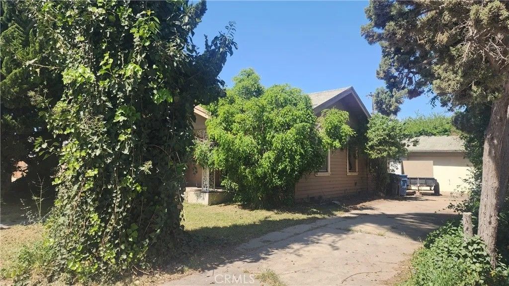 Photo of 819 E Boone St, Santa Maria, CA 93454 (MLS # SC26073232)