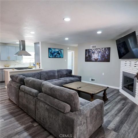 Photo of 18328 Symeron Rd, Apple Valley, CA 92307 (MLS # HD25252847)