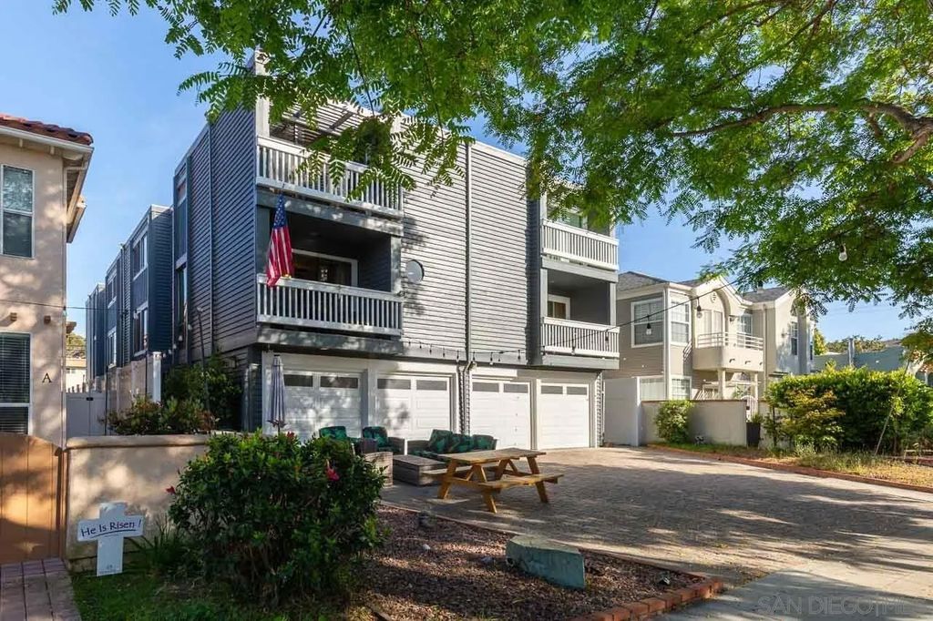 Photo of 449 G, Coronado, CA 92118 (MLS # 260009200)