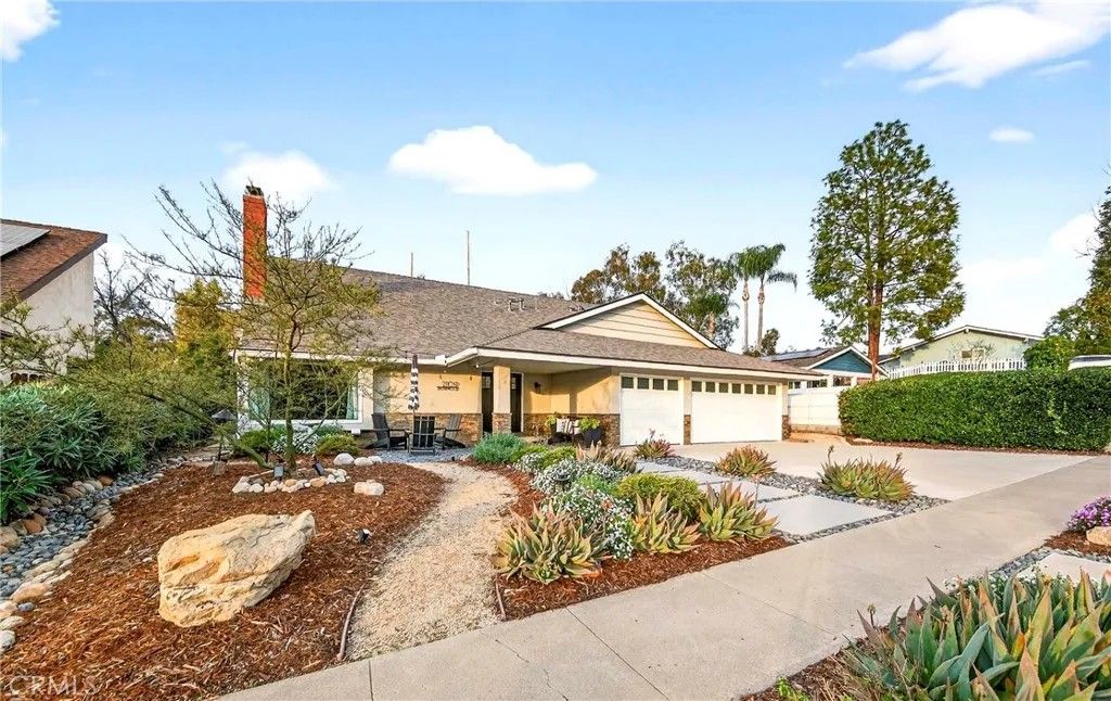 Photo of 2109 Smokewood Ave, Fullerton, CA 92831 (MLS # TR26012663)