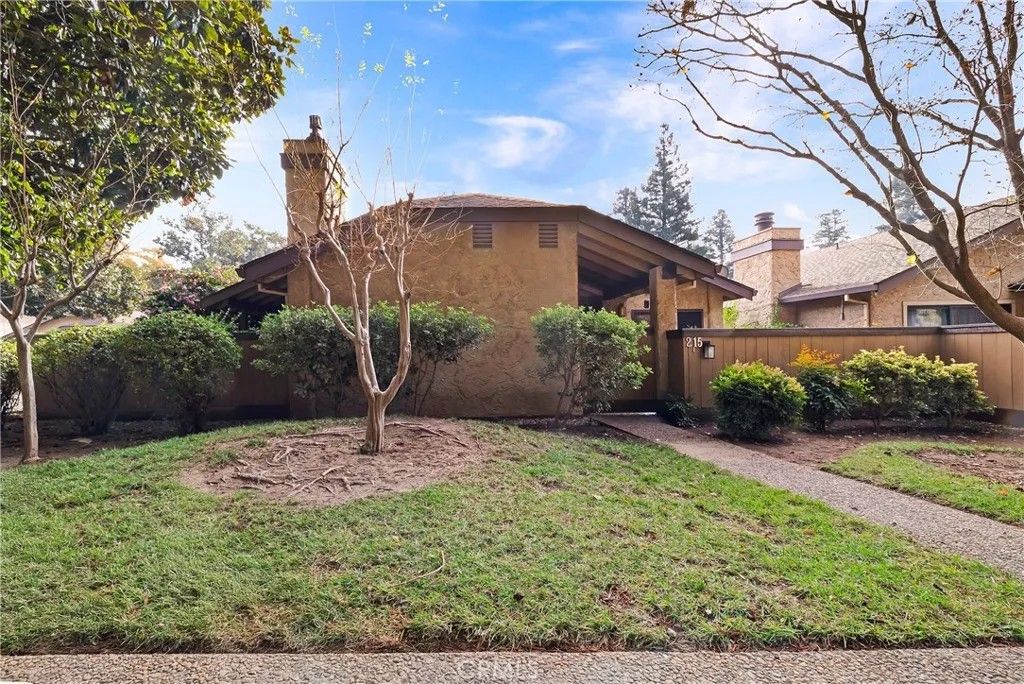 Photo of 512 Wilshire Ct Court, Chico, CA 95973 (MLS # SN26018137)