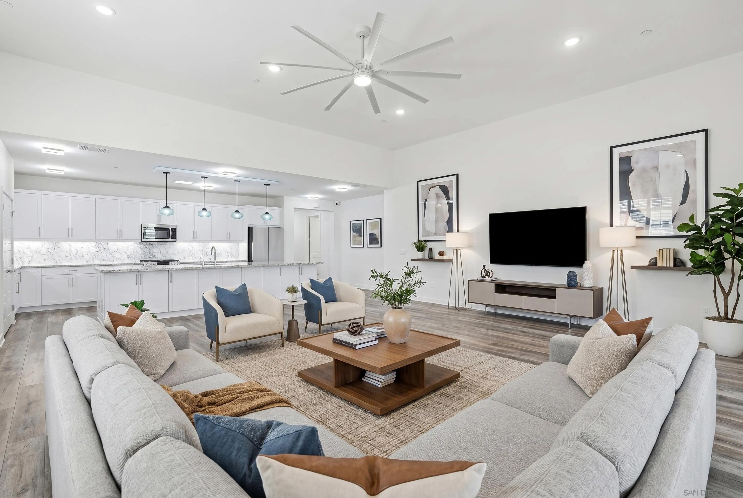 8961 Trailridge