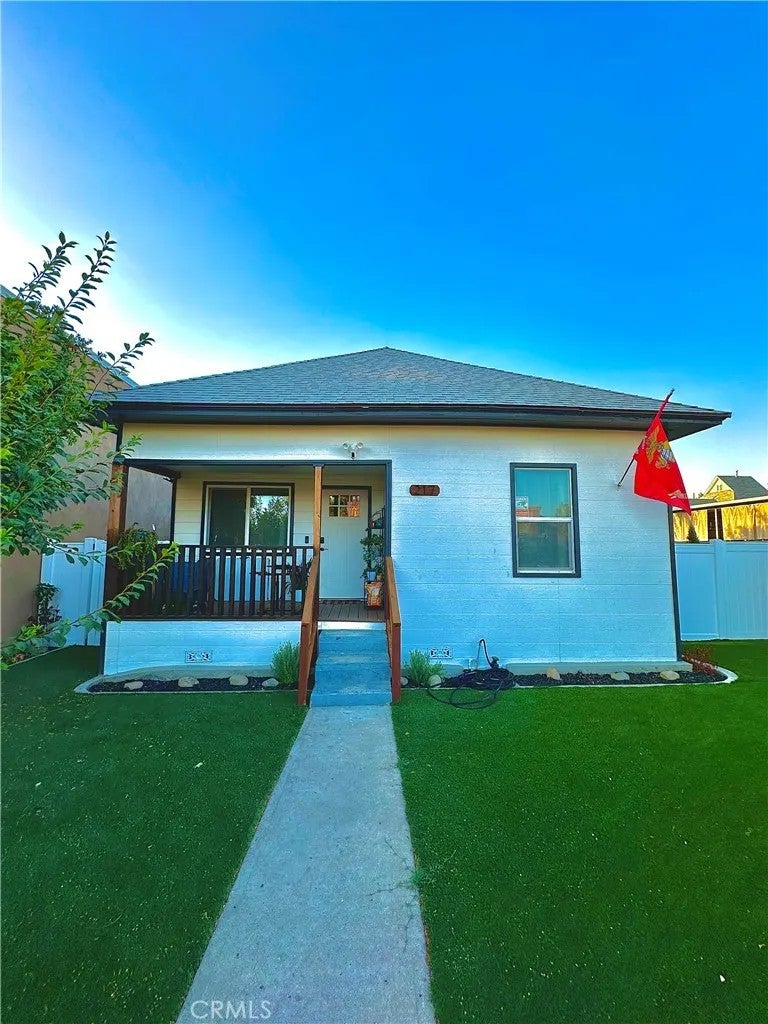217 E Stuart