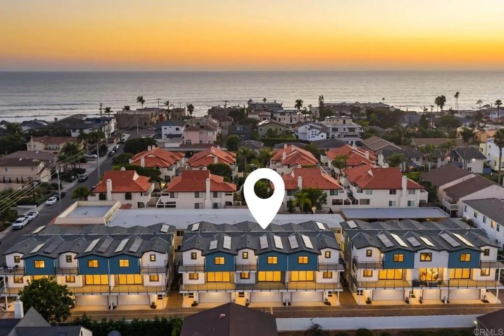 Photo of 318 Chinquapin Avenue, Carlsbad, CA 92008 (MLS # NDP2601897)