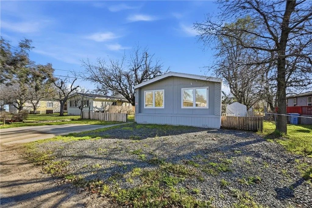 Photo of 375 E Hwy 20 #18, Upper Lake, CA 95485 (MLS # LC26022943)