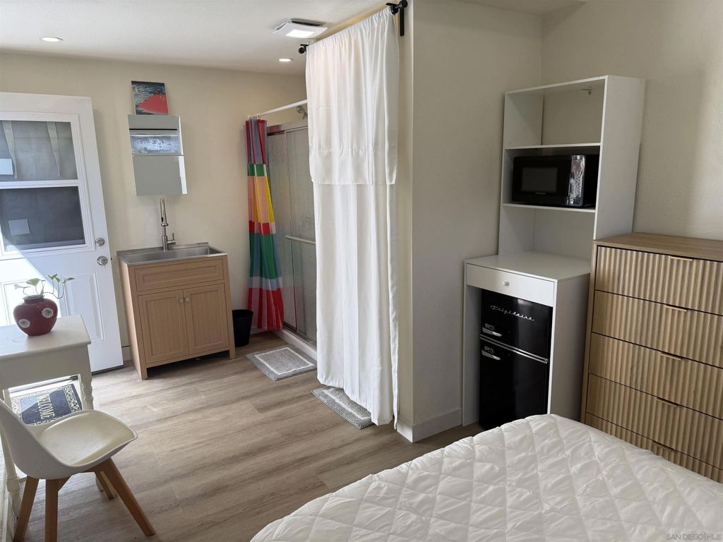 Photo of 4864 Riding Ridge, San Diego, CA 92130 (MLS # 260004366)