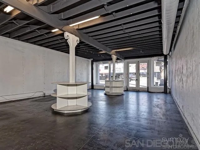 1029-31 GARNET AVE