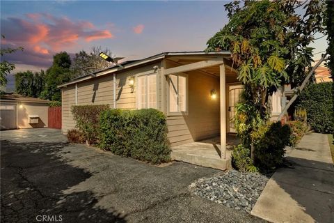 Photo of 7309 Tampa Ave, Reseda, CA 91335 (MLS # SR26056459)