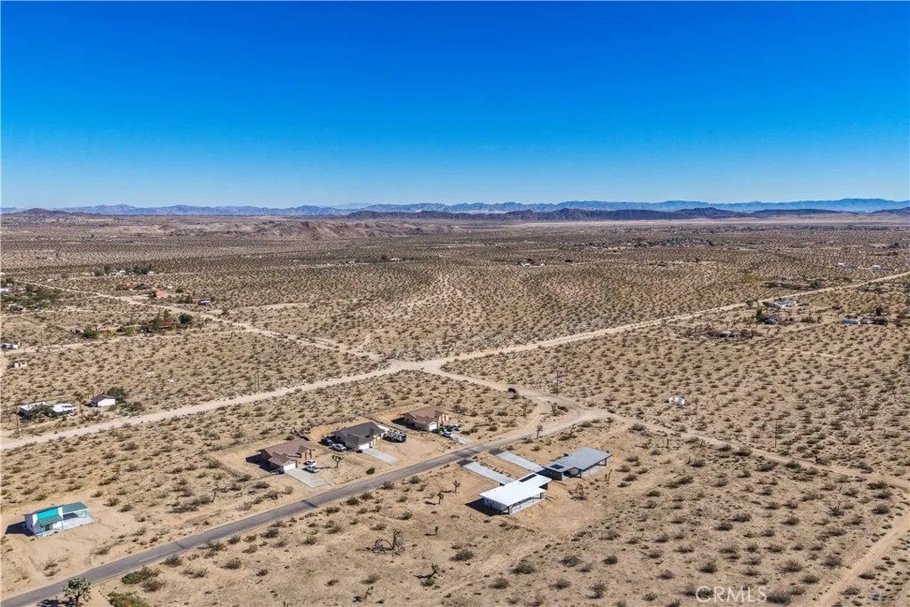 Photo of 62439 Crestview Dr, Joshua Tree, CA 92252 (MLS # JT26209196)