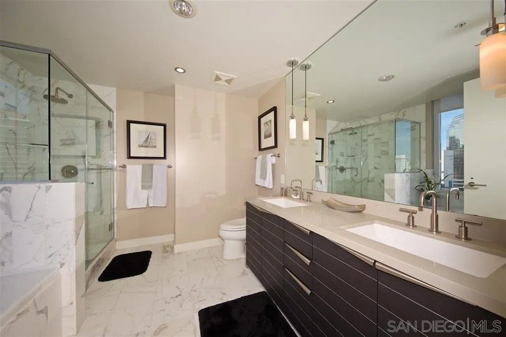 Photo of 1325 Pacific Hwy #1604, San Diego, CA 92101 (MLS # 250042098)