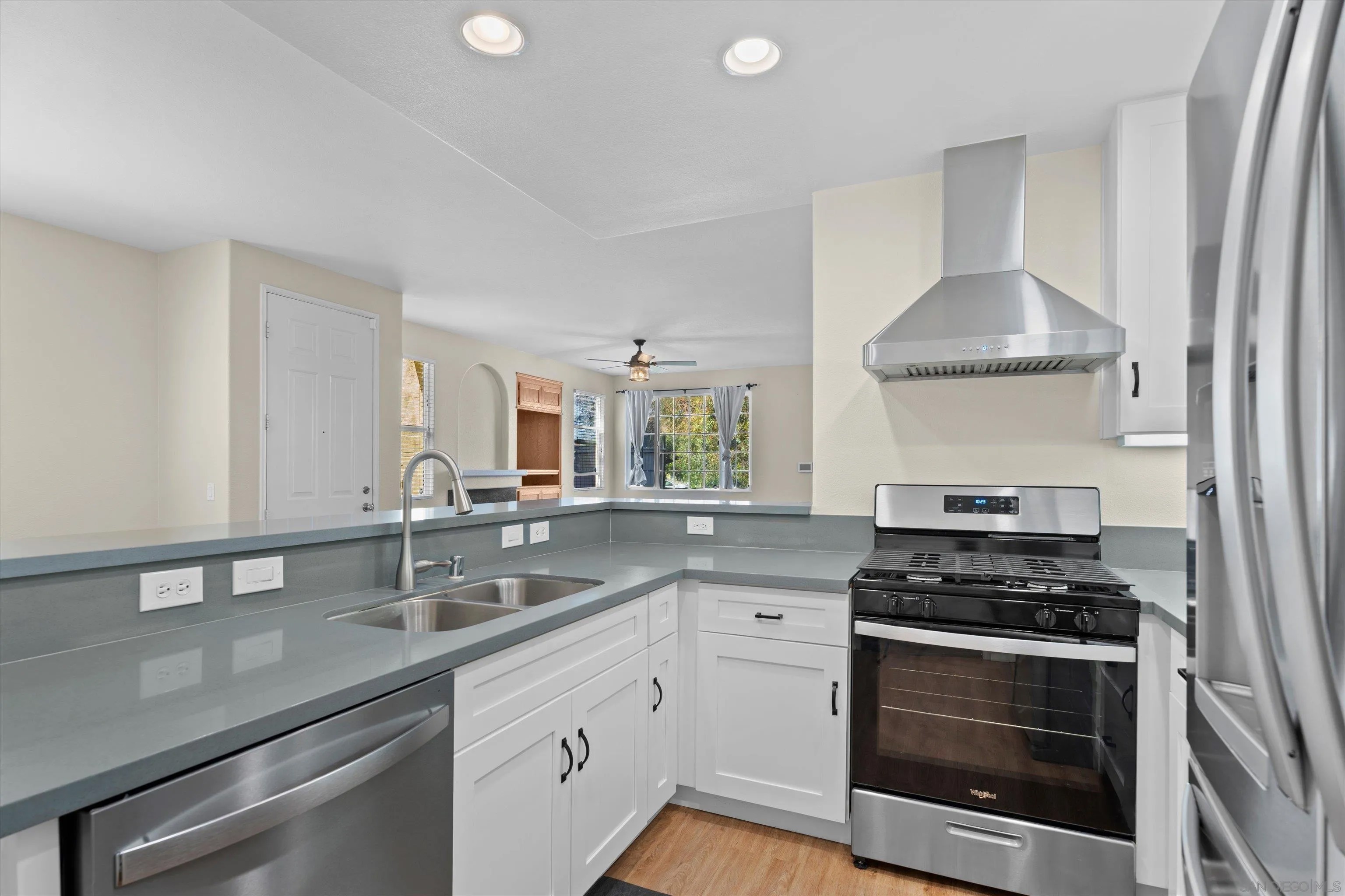 1354 Normandy Dr