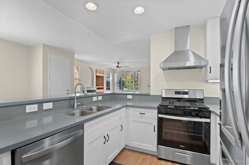 1354 Normandy Dr