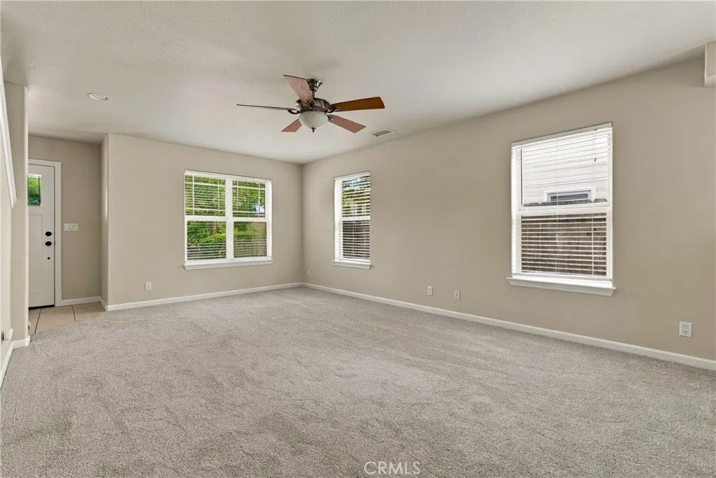 2133 Oak