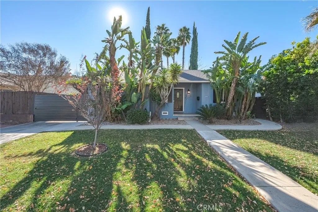 Photo of 20852 Kittridge, Winnetka, CA 91306 (MLS # SR26014005)