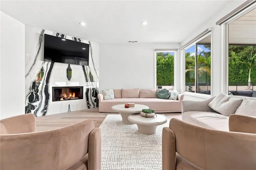 124 Grand Oaks