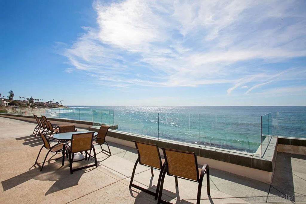 Photo of 100 Coast Blvd #405, La Jolla, CA 92037 (MLS # 250043728)