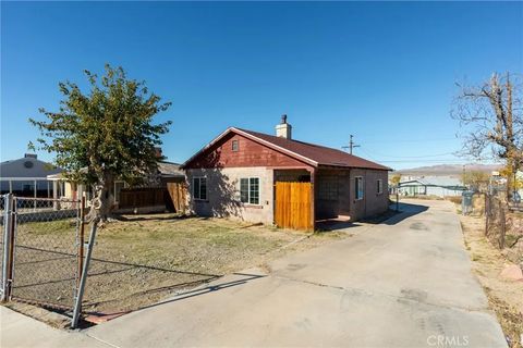 Photo of 1201 Flora St, Barstow, CA 92311 (MLS # CV25275491)