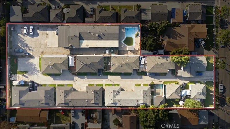 5218 Live Oak
