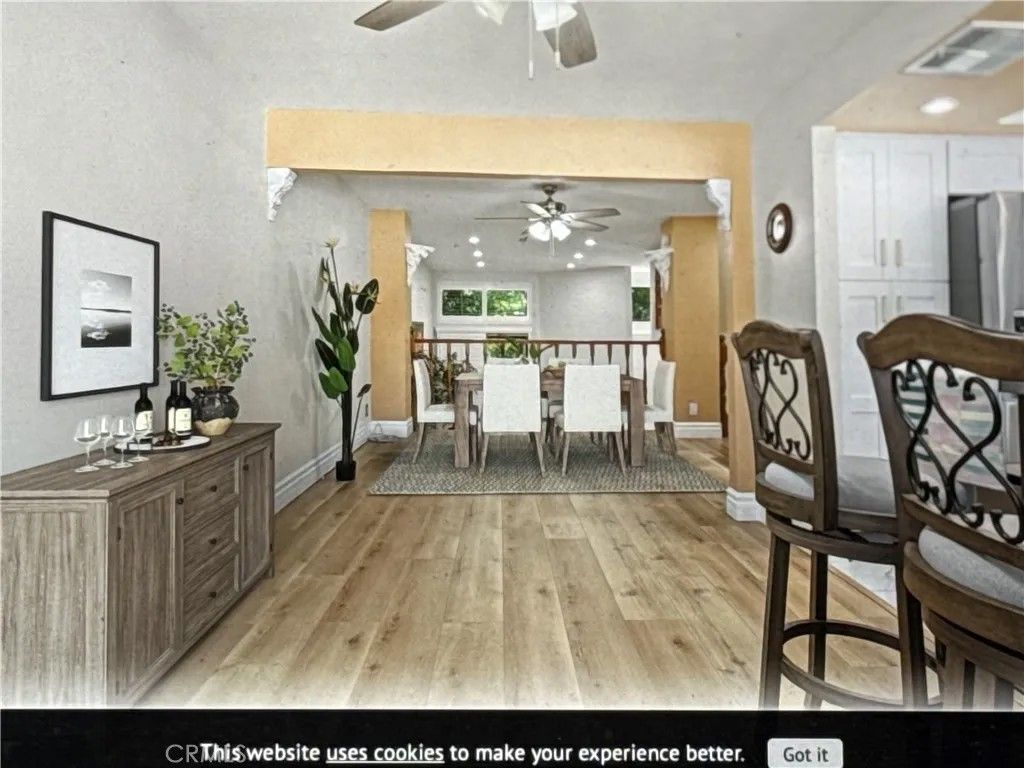 Photo of 5727 Etiwanda Ave #3, Tarzana, CA 91364 (MLS # SR26041804)