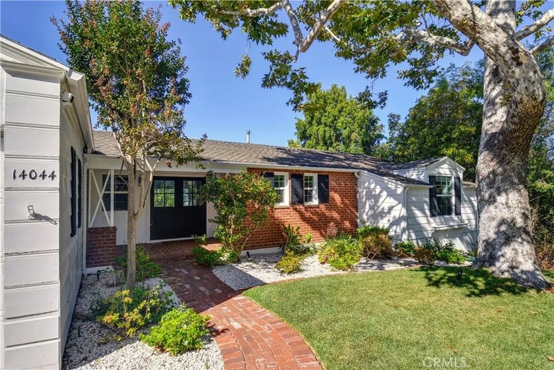 14044 Eastridge